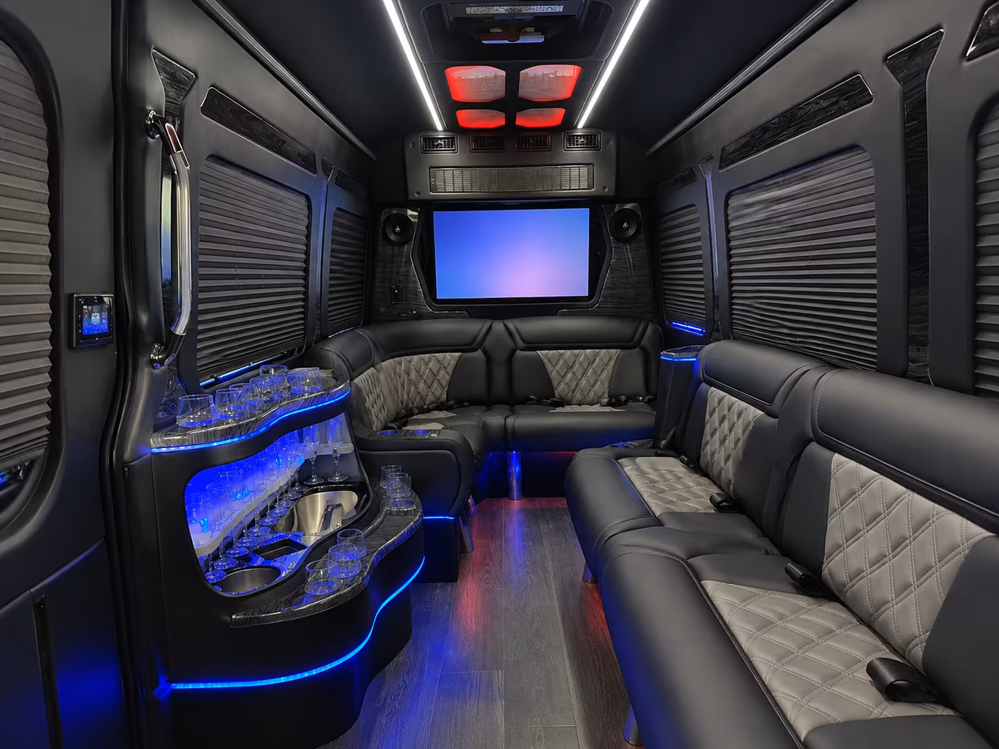 anaheimcharterbuscompany com connects you to senior shuttle and accessibility friendly church transportation