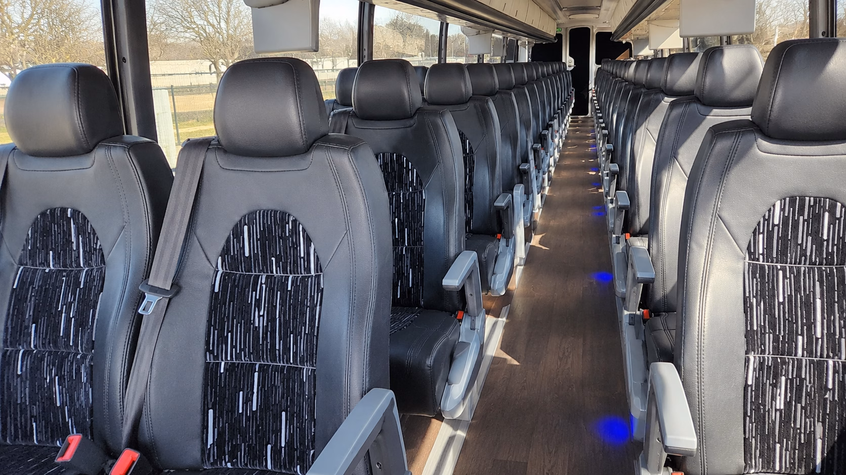 anaheimcharterbuscompany com makes it possible to build a custom wine tour itinerary that works for your whole group