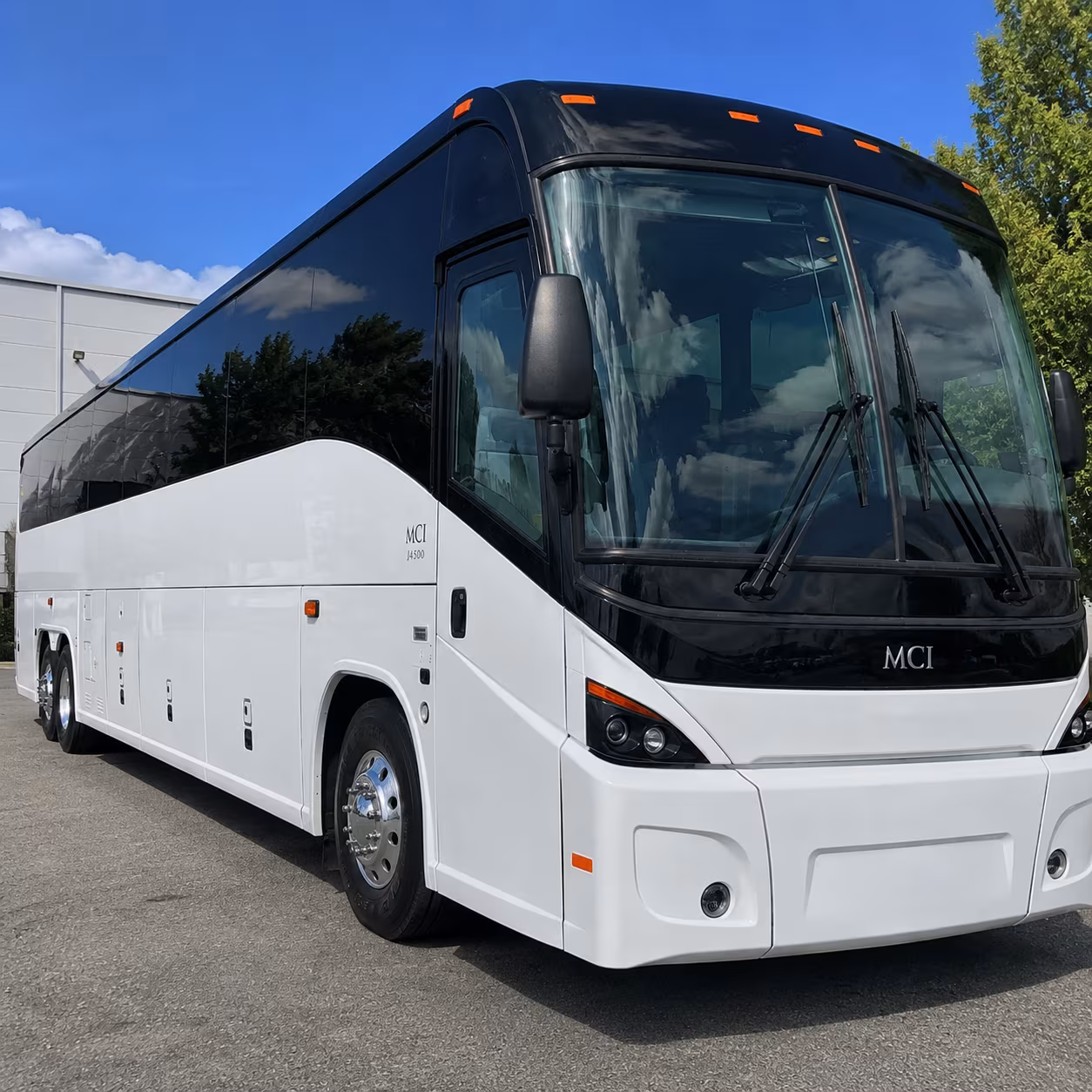 shuttle your team between artic metrolink stations and your anaheim worksite